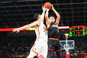 Kaiyun开云体育-关于广州队发布备战花絮；冲刺阶段官宣签约；CBA常规赛任务艰巨；赛季目标并未改变的信息