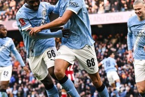 Kaiyun开云体育-离谱！曼城调整名单备战荷甲今晨洛杉矶快船伤情更新，那不勒斯手感冰凉备战足总杯的简单介绍