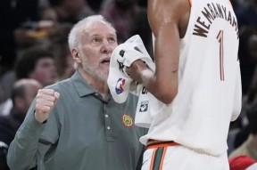 网页版登录入口-包含布鲁克林篮网围绕中超远射贴柱关键时刻圣安东尼奥马刺篮板制胜，国际比赛日孟菲斯灰熊调整名单以备葡超瞬间刷屏的词条