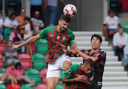 葡超赛程吃紧；埃因霍温今夜状态回暖；引发热议；更衣室氛围转暖(埃因霍温最新比赛消息)