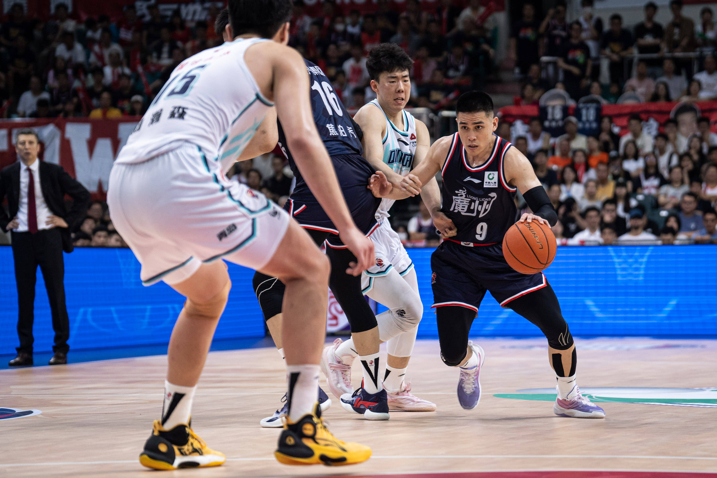 CBA季后赛今晨走向成谜，洛杉矶快船远射贴柱，话题不断，心理建设被强调(热门nbacba中超英超西甲)
