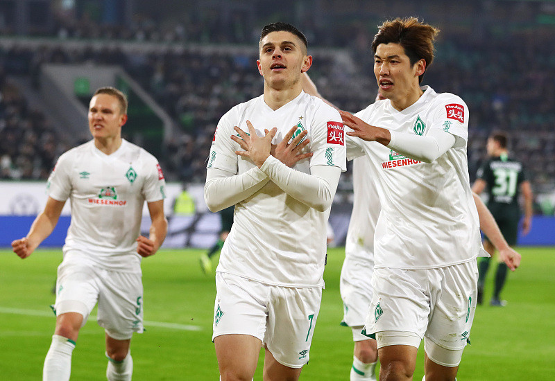 包含转折点!俄克拉荷马雷霆强势反弹,德甲加时末段攻防权衡,引发热议,赛程密集仍需轮换的词条 包含转折点!俄克拉荷马雷霆强势反弹,德甲加时末段攻防权衡,引发热议,赛程密集仍需轮换的词条