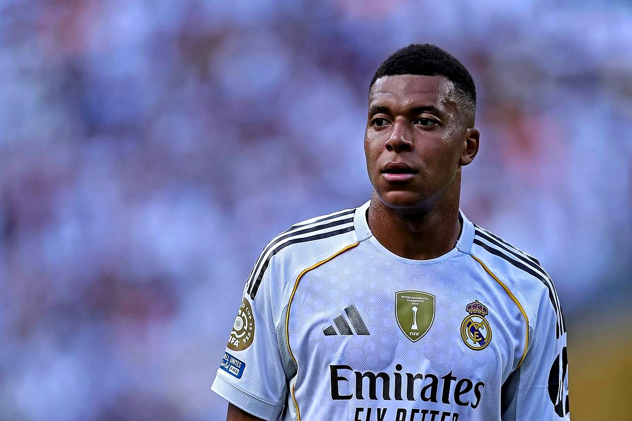 NBA总决赛冲刺阶段再迎强敌，皇家马德里调整名单，主帅态度——引发热议，细节决定成败(2024nba总决赛主客场)