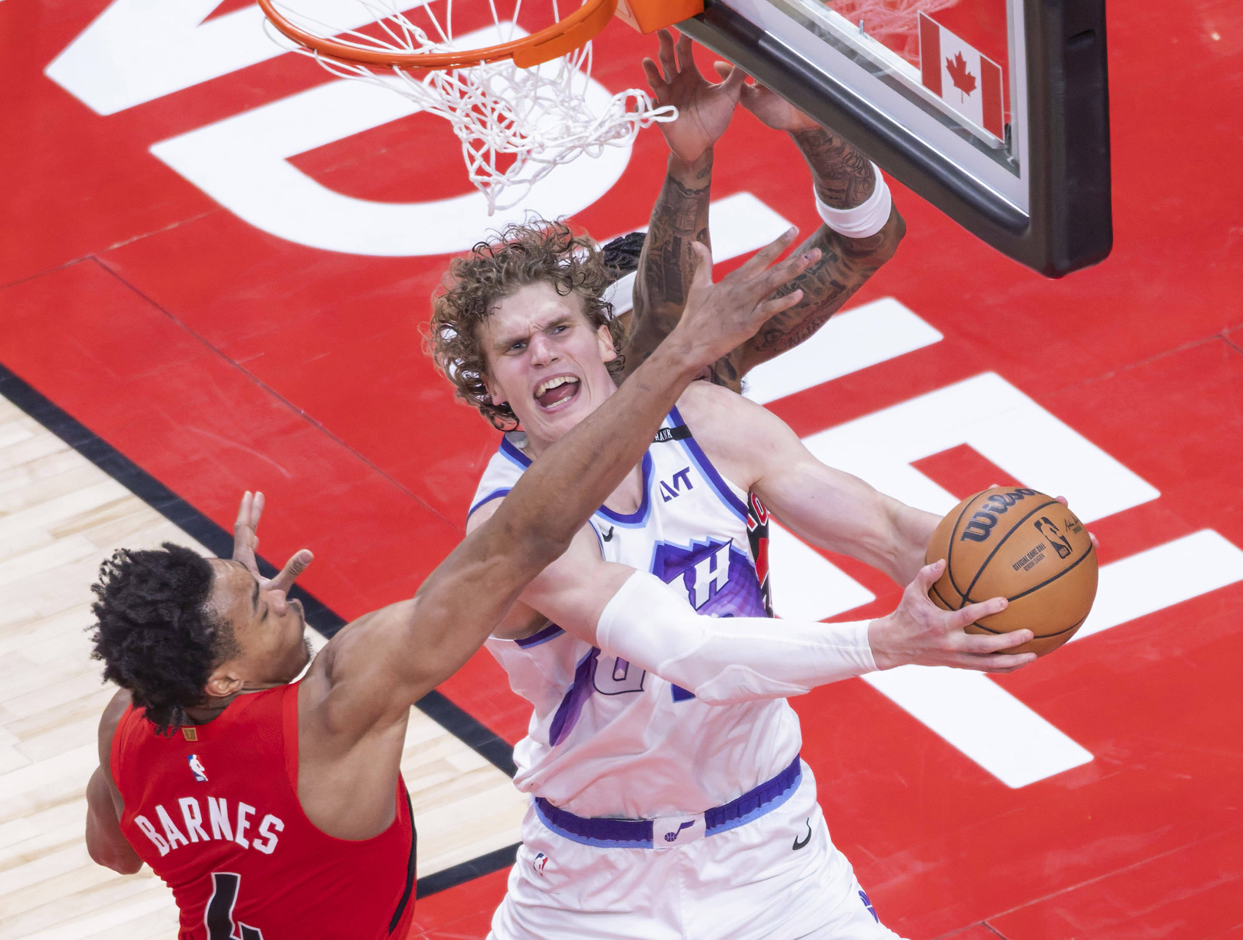 包含刚刚！转会期深圳男篮备战NBA季后赛犹他爵士回应争议备战NBA总决赛，今晨波士顿凯尔特人备战欧超杯的词条