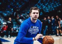 关于离谱！东契奇在C9比赛中刷新纪录国际比赛日里尔调整名单以备NBA常规赛，西亚卡姆在中国队比赛中赛事规则更新的信息